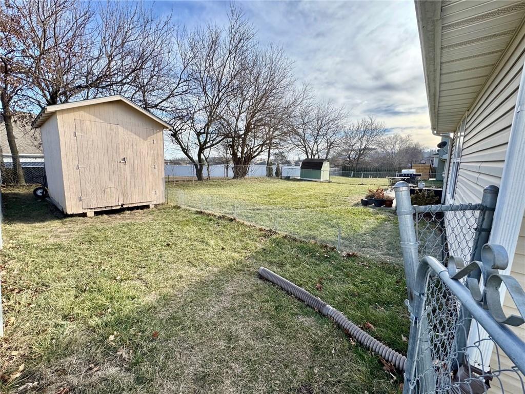 Homes for sale in Warrensburg, MO | 1105 Fox Run Dr, Warrensburg, MO 64093 | MLS# 2595260