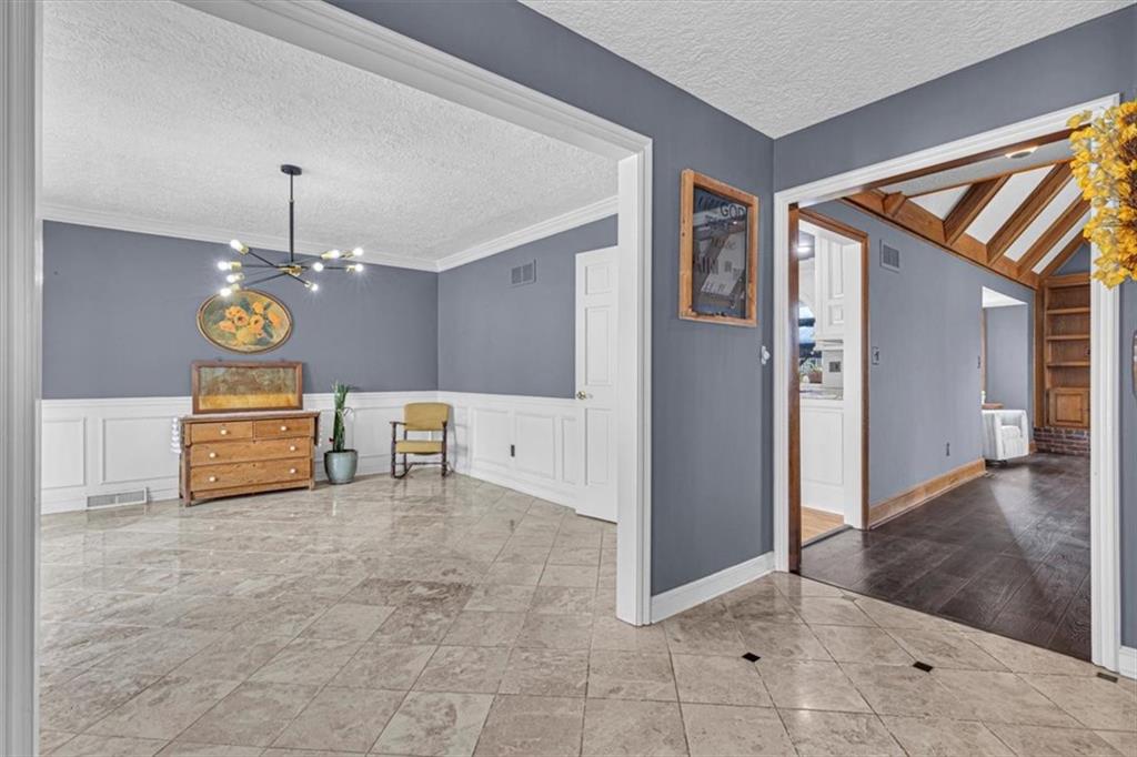 Homes for sale in Blue Springs, MO | 1308 Ne Sunny Creek Ln, Blue Springs, MO 64014 | MLS# 2595312