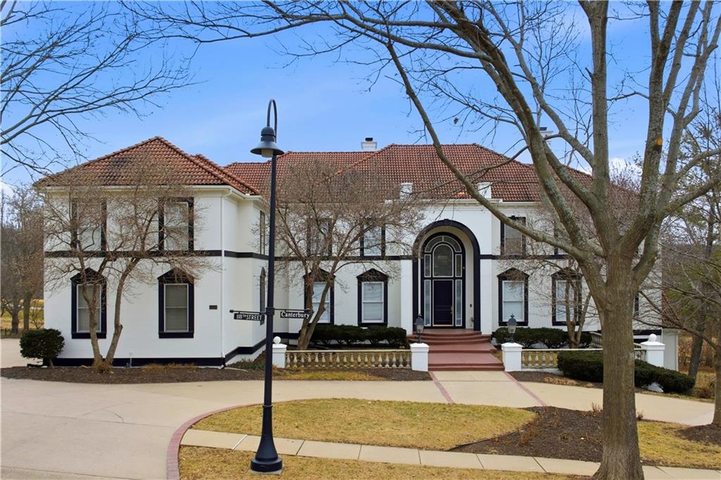 Homes for sale in Leawood, KS | 3109 W 118th St, Leawood, KS 66211 | MLS# 2595869