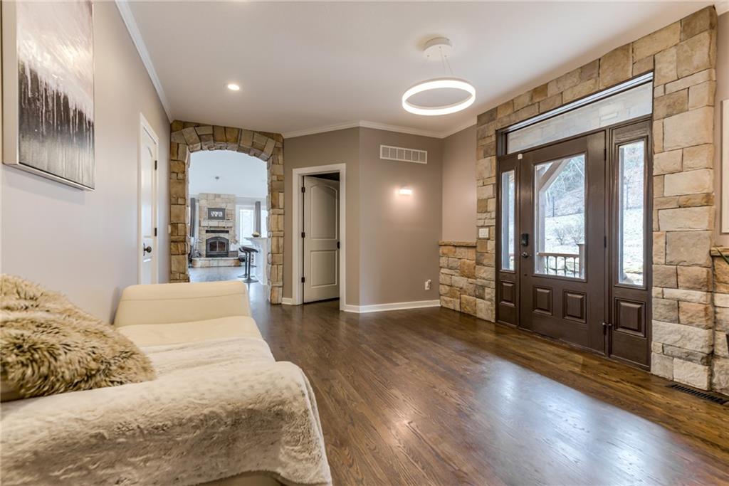 Homes for sale in Tonganoxie, KS | 22528 Hatchell Rd, Tonganoxie, KS 66086 | MLS# 2596118