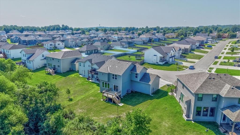 44th image of 600 Sw Valley Dr, Grain Valley, MO 64029 | MLS# 2596412