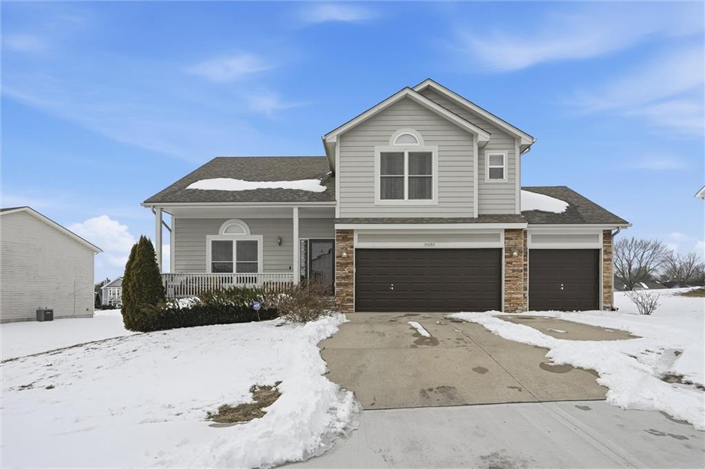 Homes for sale in Grandview, MO | 14602 Eastern Ct, Grandview, MO 64030 | MLS# 2596494