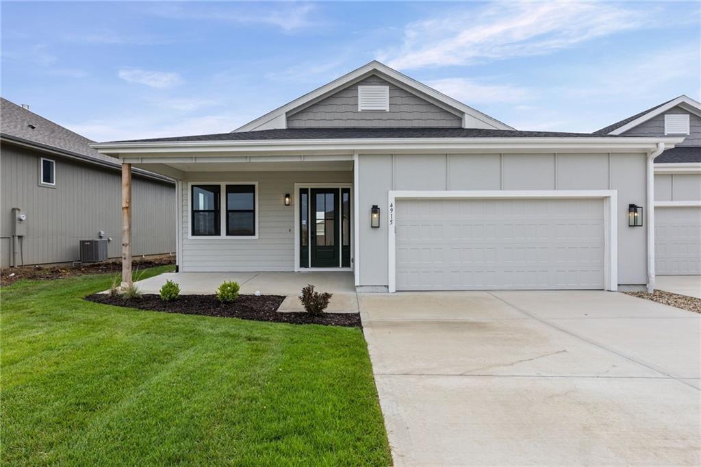 Homes for sale in Basehor, KS | 4915 146th St, Basehor, KS 66007 | MLS# 2596966