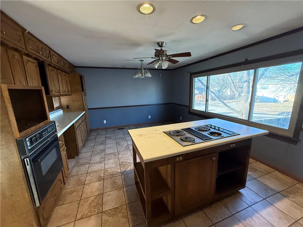 Homes for sale in Topeka, KS | 4337 30Th St, Topeka, KS 66614 | MLS# 2597328