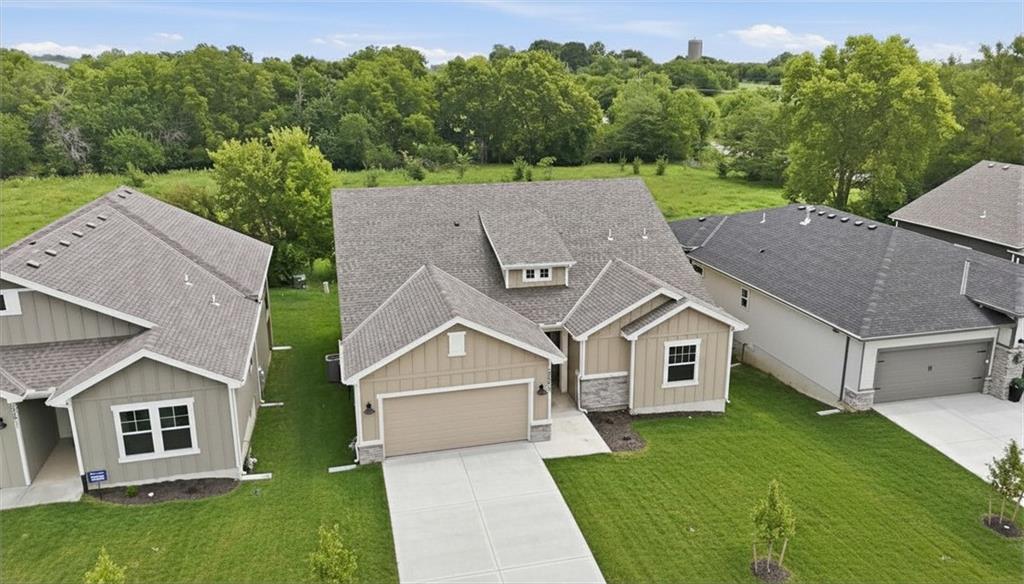 31st image of 20677 Skyview Ln, Spring Hill, KS 66083 | MLS# 2597671