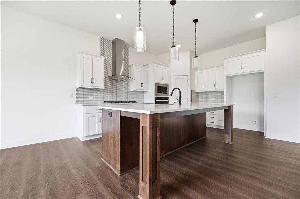 2nd image of 20677 Skyview Ln, Spring Hill, KS 66083 | MLS# 2597671