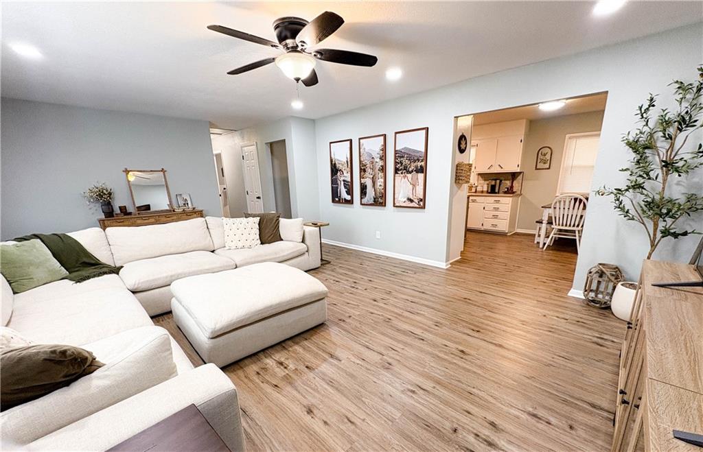 Homes for sale in Clinton, MO | 207 Gunsmoke Dr, Clinton, MO 64735 | MLS# 2598328