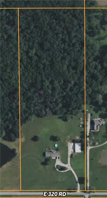 Homes for sale in El Dorado Springs, MO | 4215 E 320 Rd, El Dorado Springs, MO 64744 | MLS# 2598544