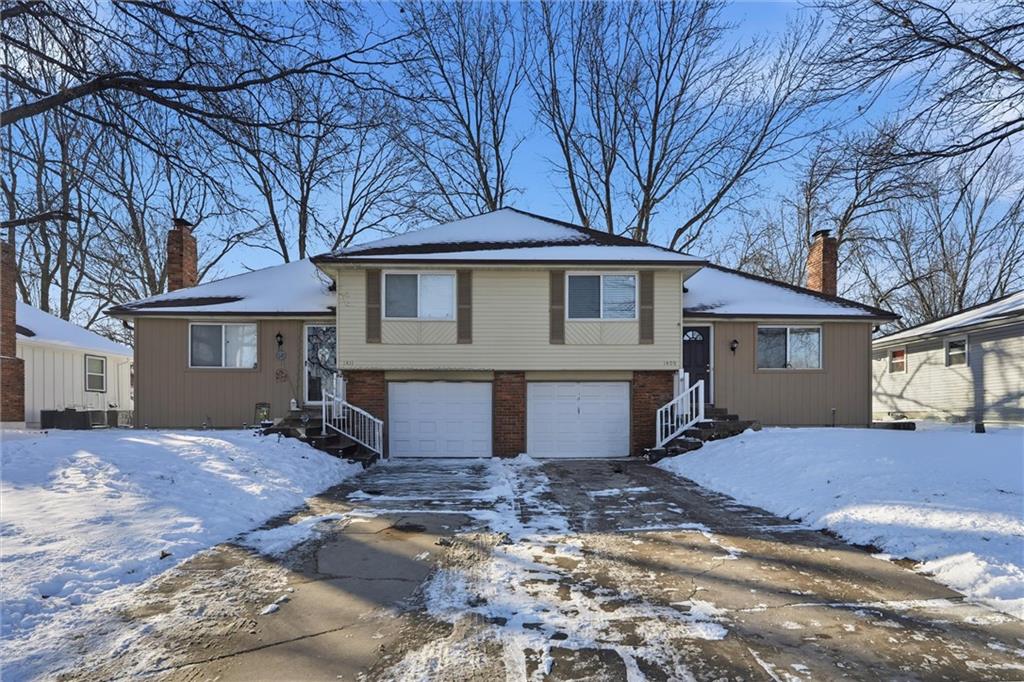 Homes for sale in Olathe, KS | 1409   1411 E Ridgeway Dr, Olathe, KS 66061 | MLS# 2598606