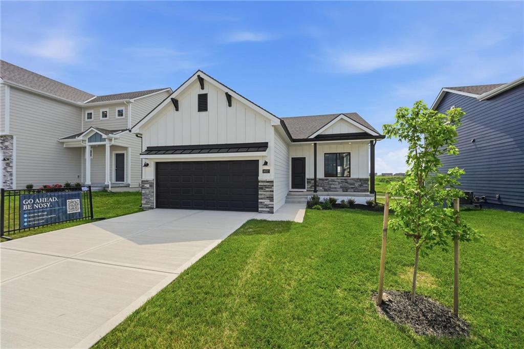 1st image of 9637 N Colrain Ave, Kansas City, MO 64154 | MLS# 2598711