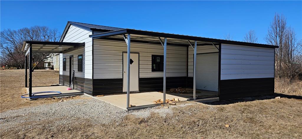 Homes for sale in Linn Valley, KS | 1 Basswood Ln, Linn Valley, KS 66040 | MLS# 2598867