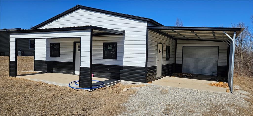 Homes for sale in Linn Valley, KS | 1 Basswood Ln, Linn Valley, KS 66040 | MLS# 2598867