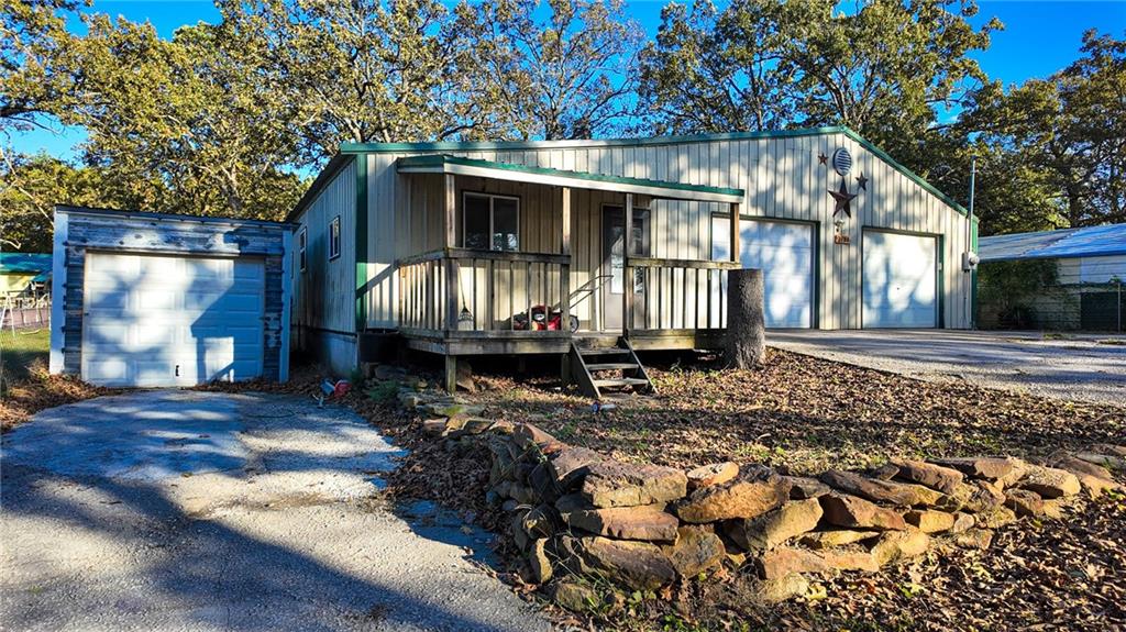 Homes for sale in Osceola, MO | 2738 Sw Lowry St, Osceola, MO 64776 | MLS# 2598874