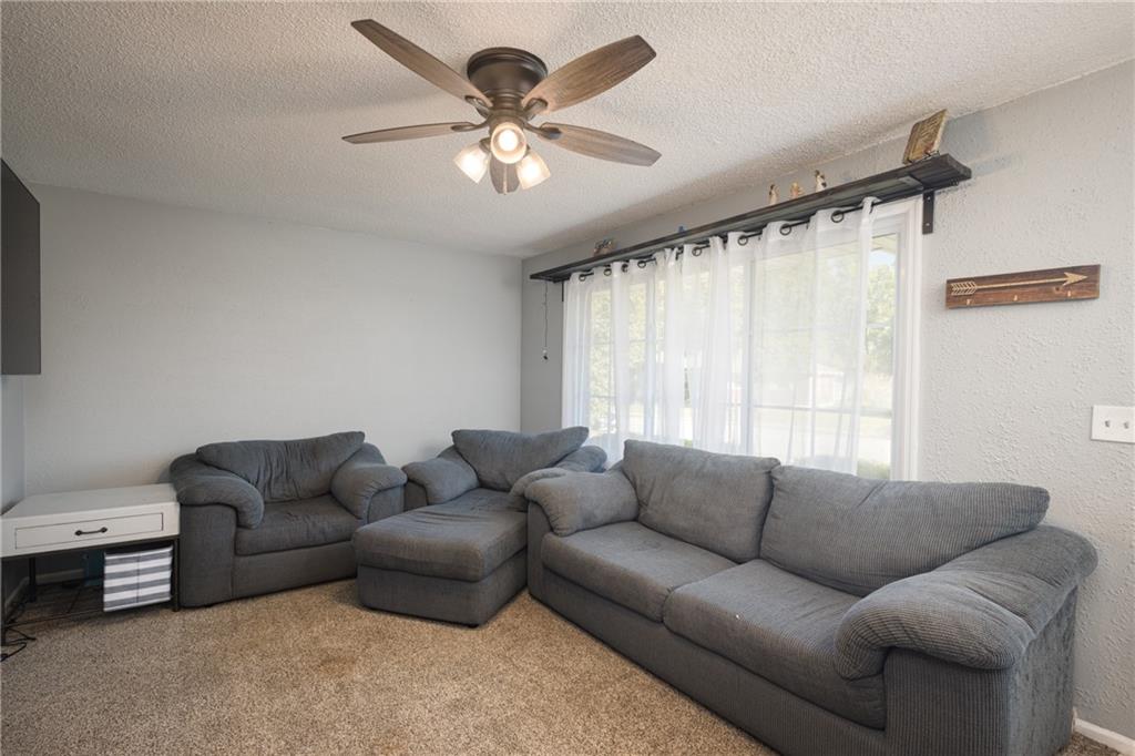 Homes for sale in Blue Springs, MO | 122 Se Moore St, Blue Springs, MO 64014 | MLS# 2598906