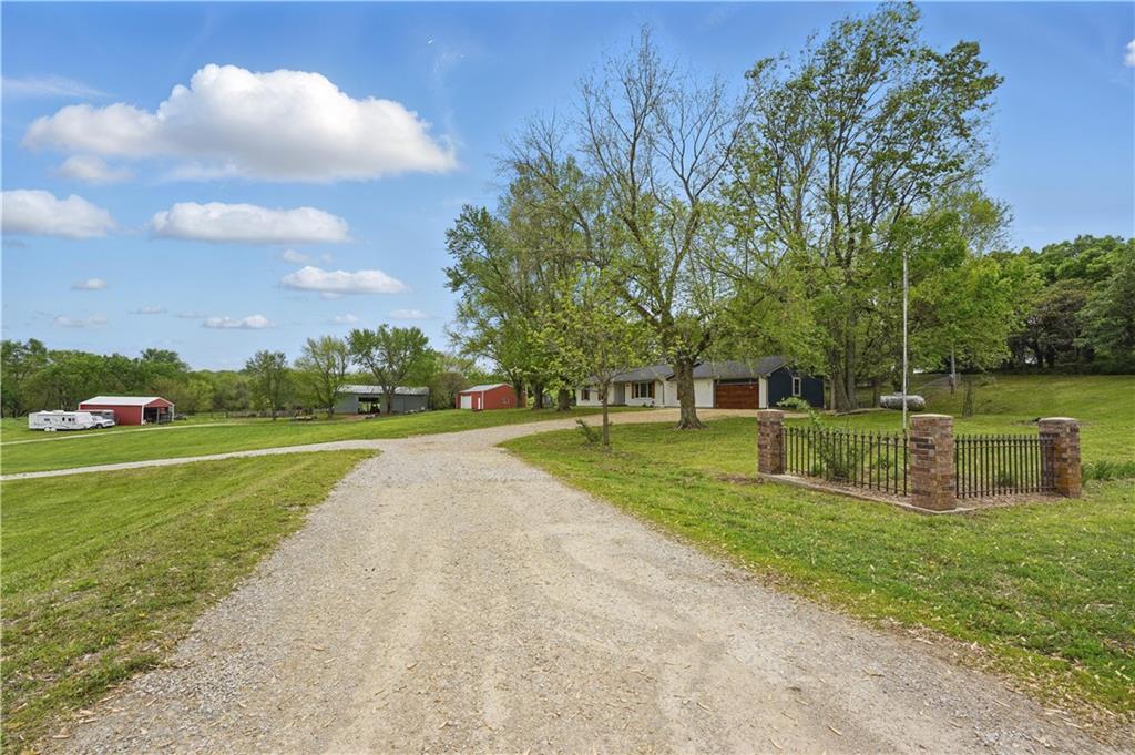 Homes for sale in Baldwin City, KS | 1633 N 600 Rd, Baldwin City, KS 66006 | MLS# 2599028