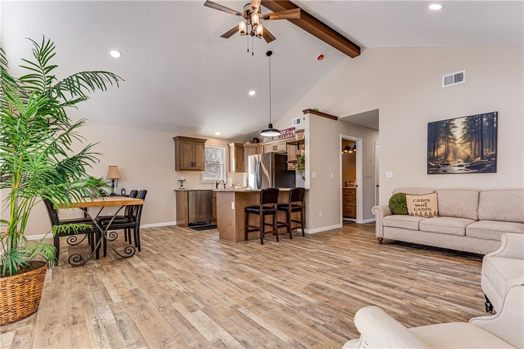 Homes for sale in Linn Valley, KS | 182 Kansas Dr, Linn Valley, KS 66040 | MLS# 2599066