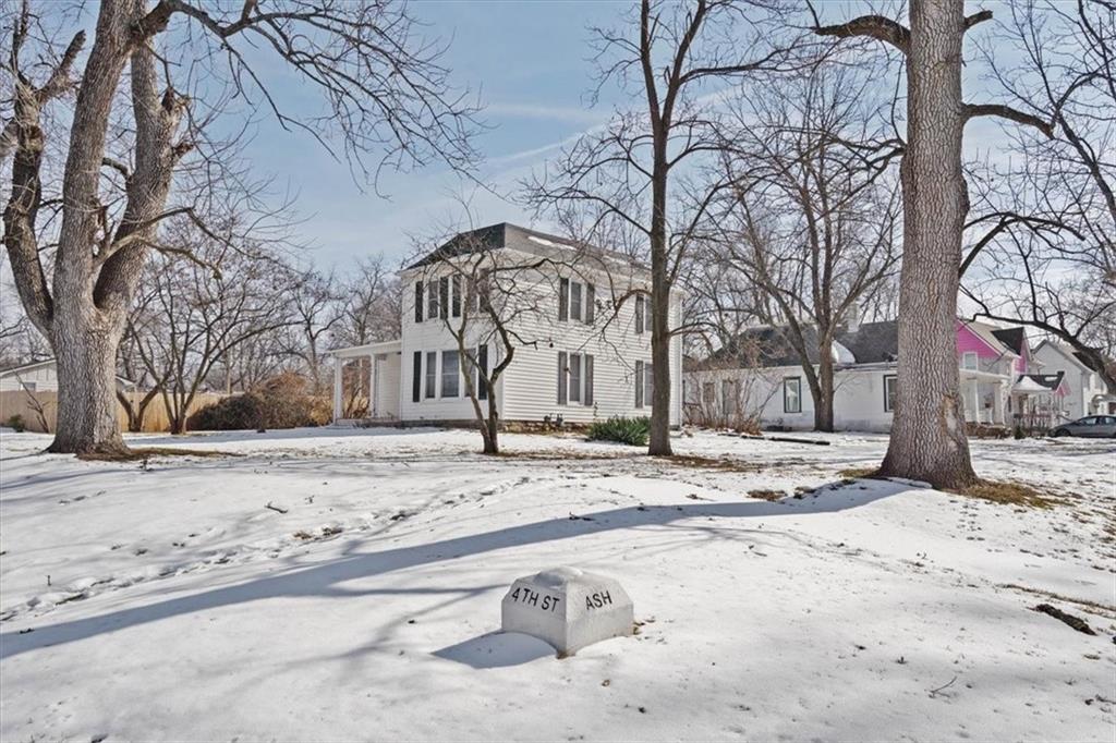 Homes for sale in Ottawa, KS | 403 S Ash St, Ottawa, KS 66067 | MLS# 2599099