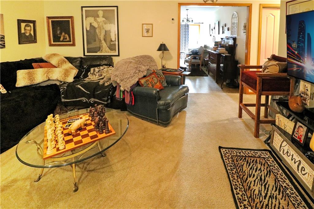 Homes for sale in Warrensburg, MO | 1722 Sunset Dr, Warrensburg, MO 64093 | MLS# 2599110