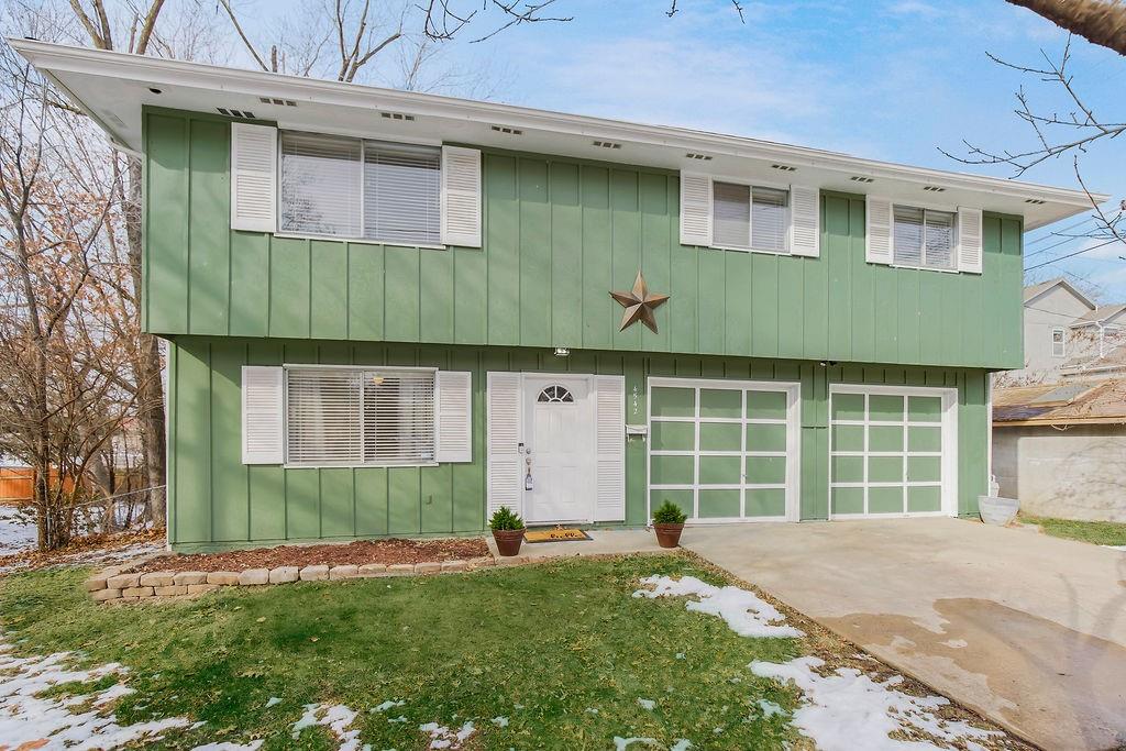 Homes for sale in Roeland Park, KS | 4542 W 50th St, Roeland Park, KS 66205 | MLS# 2599217