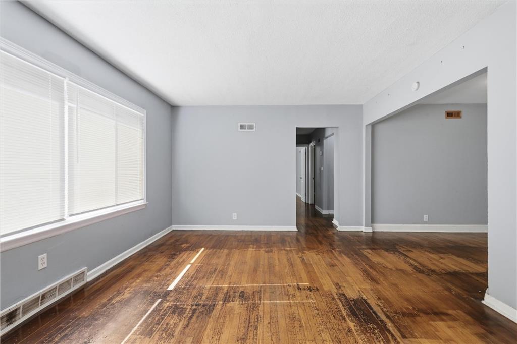 5th image of 10600 Richmond Ave, Kansas City, MO 64134 | MLS# 2599268