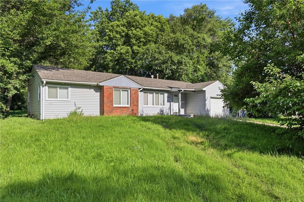 2nd image of 10600 Richmond Ave, Kansas City, MO 64134 | MLS# 2599268