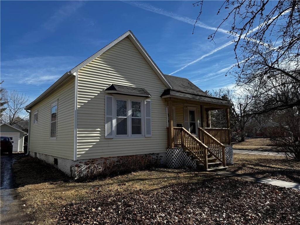 2nd image of 133 S Mulberry St, Maryville, MO 64468 | MLS# 2600861