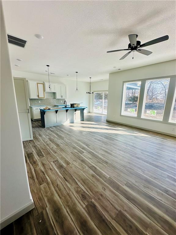 Homes for sale in Baldwin City, KS | 314 Rockers Dr, Baldwin City, KS 66006 | MLS# 2600869