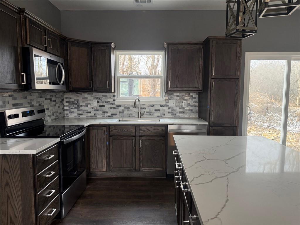 Homes for sale in Linn Valley, KS | 65 Rose Marie Dr, Linn Valley, KS 66040 | MLS# 2600871