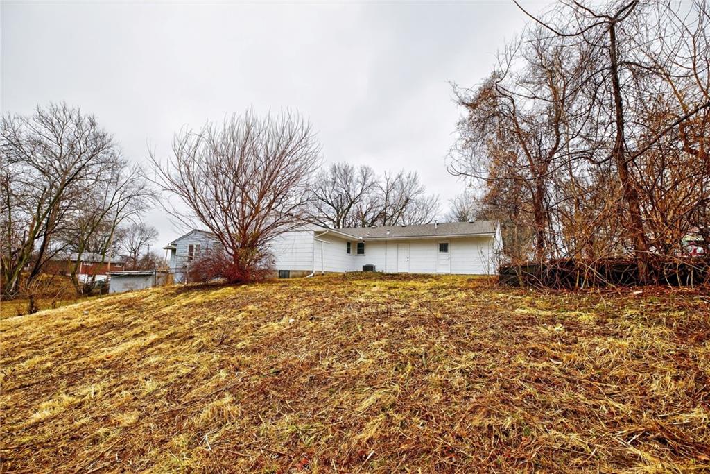 Homes for sale in Kansas City, KS | 2920 Longwood Ave, Kansas City, KS 66104 | MLS# 2600973