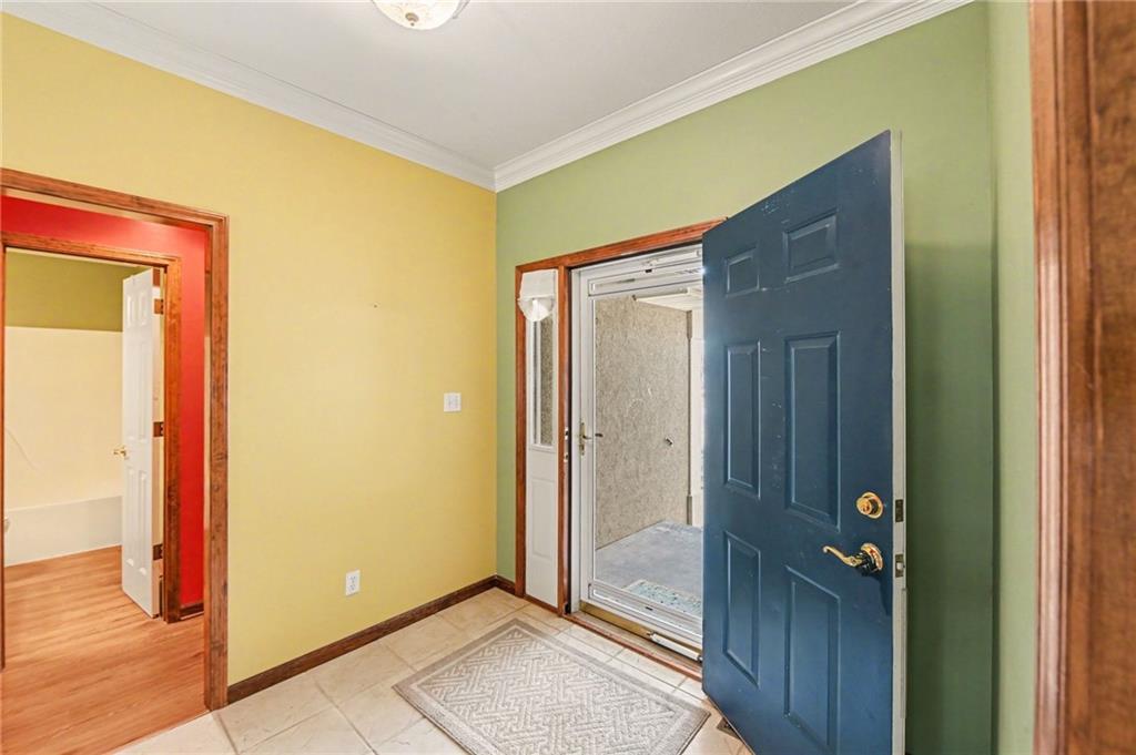 Homes for sale in Topeka, KS | 2448 Sw Golf View Ct, Topeka, KS 66614 | MLS# 2601990