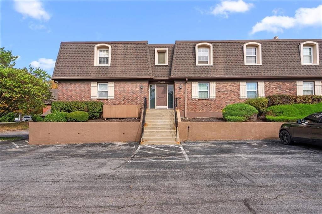 Homes for sale in Overland Park, KS | 7618 W 59th Ter #310, Overland Park, KS 66202 | MLS# 2602060