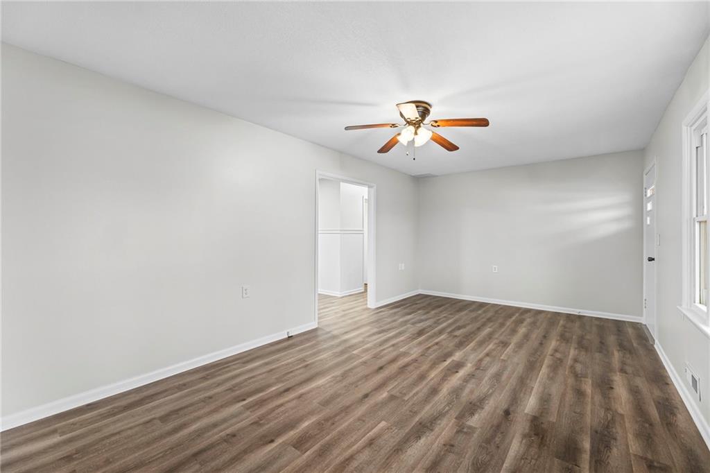 Homes for sale in Basehor, KS | 2409 N 155Th St, Basehor, KS 66007 | MLS# 2602822