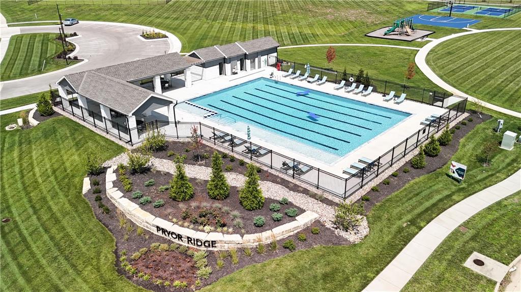 5th image of 1601 Sw Arbor Park Dr, Lees Summit, MO 64082 | MLS# 2602970