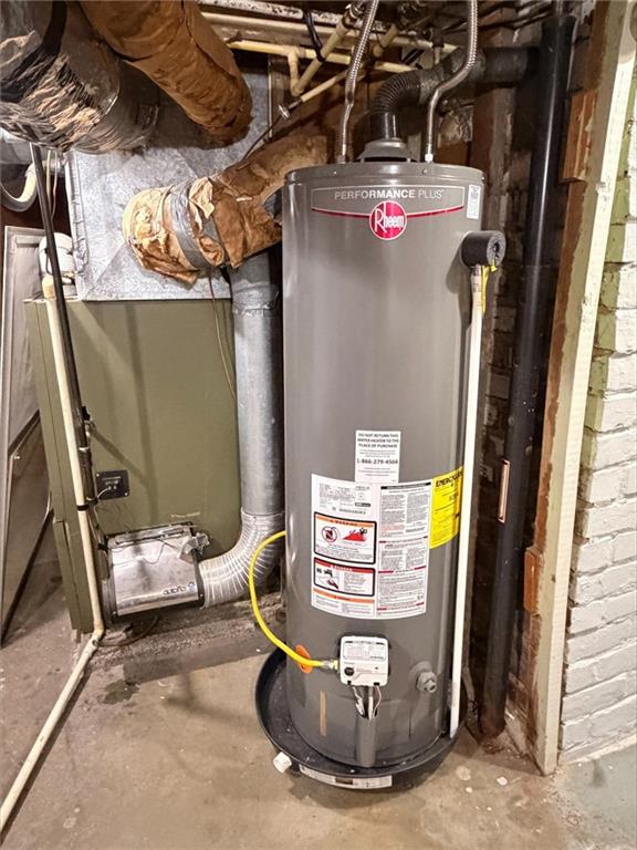 Homes for sale in Pittsburg, KS | 103 W Kansas St, Pittsburg, KS 66762 | MLS# 2603006