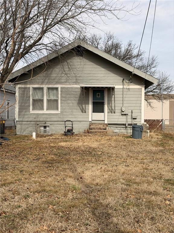 Homes for sale in Pittsburg, KS | 103 W Kansas St, Pittsburg, KS 66762 | MLS# 2603006