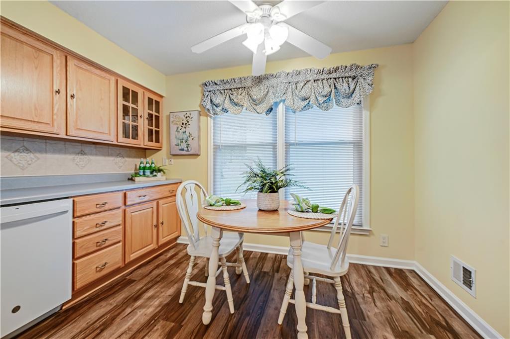 Homes for sale in Lenexa, KS | 12120 W 100Th St, Lenexa, KS 66215 | MLS# 2603058