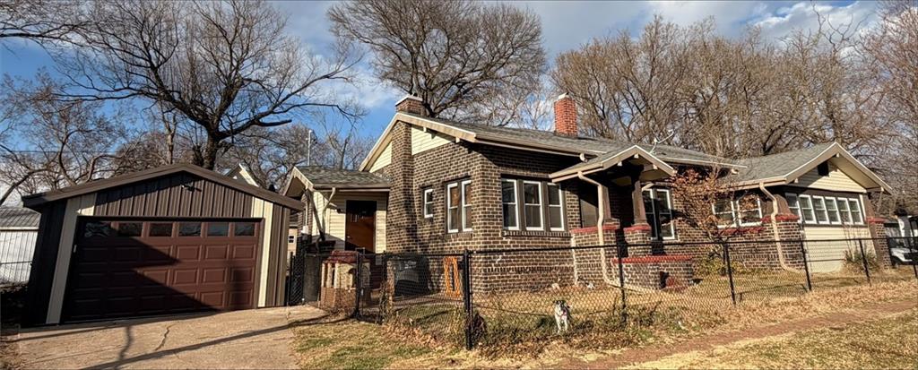 Homes for sale in Pittsburg, KS | 601 N Woodland St, Pittsburg, KS 66762 | MLS# 2603201