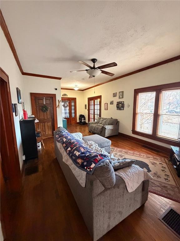 Homes for sale in Pittsburg, KS | 601 N Woodland St, Pittsburg, KS 66762 | MLS# 2603201