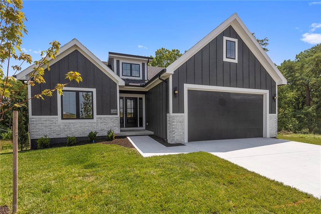 2nd image of 9727 N Montclair Ave N, Kansas City, MO 64154 | MLS# 2603216