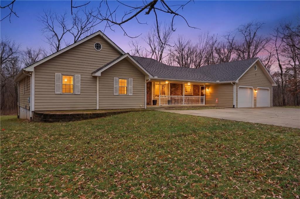 Homes for sale in Kearney, MO | 22223 159th St, Kearney, MO 64060 | MLS# 2603227