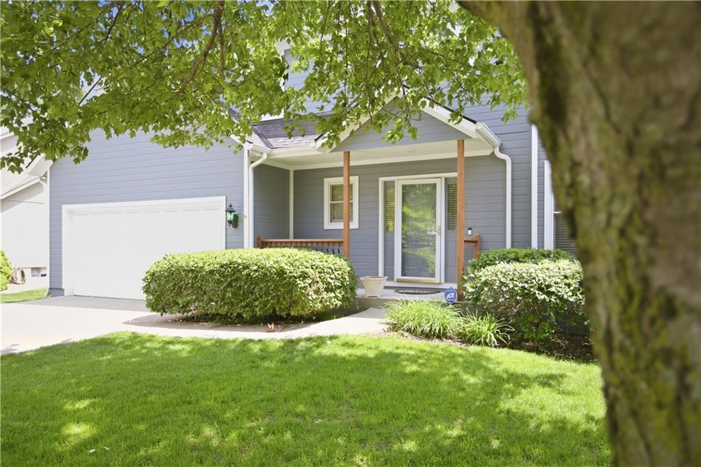 Homes for sale in Overland Park, KS | 6275 W 157Th St, Overland Park, KS 66223 | MLS# 2603281