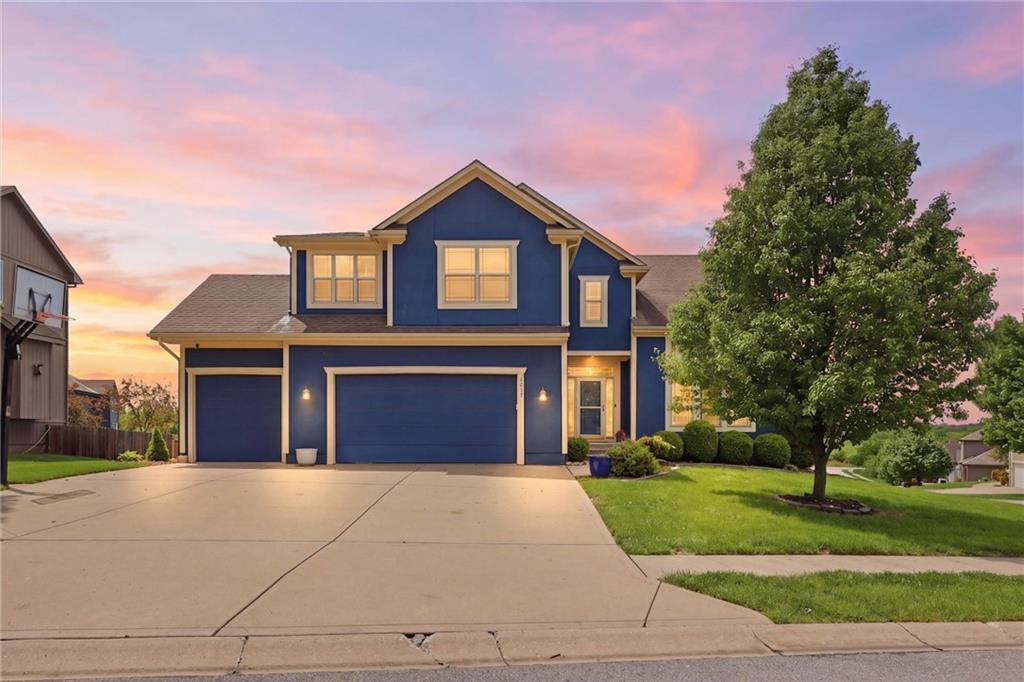 1st image of 1217 Hampton Dr, Raymore, MO 64083 | MLS# 2603323