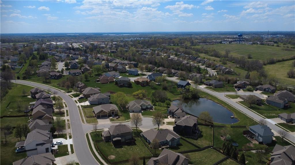 46th image of 1217 Hampton Dr, Raymore, MO 64083 | MLS# 2603323