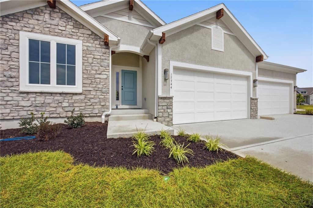 3rd image of 17744 S Brockway St, Olathe, KS 66062 | MLS# 2603331