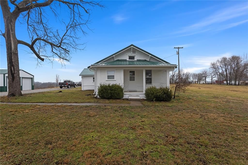 Homes for sale in Excelsior Springs, MO | 14001 Cameron Rd, Excelsior Springs, MO 64024 | MLS# 2603390