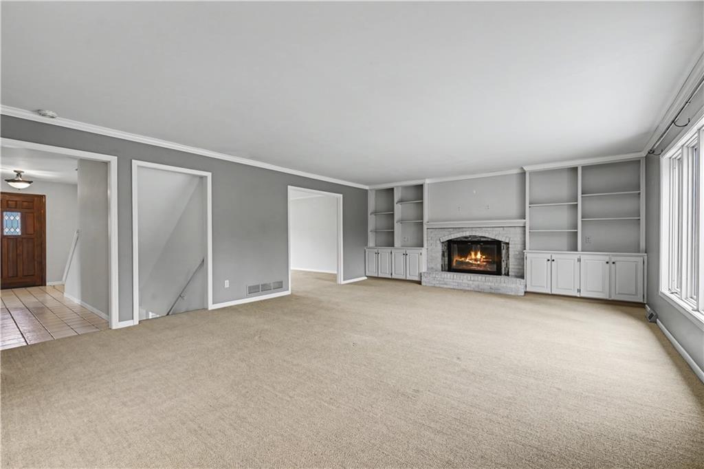 Homes for sale in Leawood, KS | 12209 Aberdeen Rd, Leawood, KS 66209 | MLS# 2603829