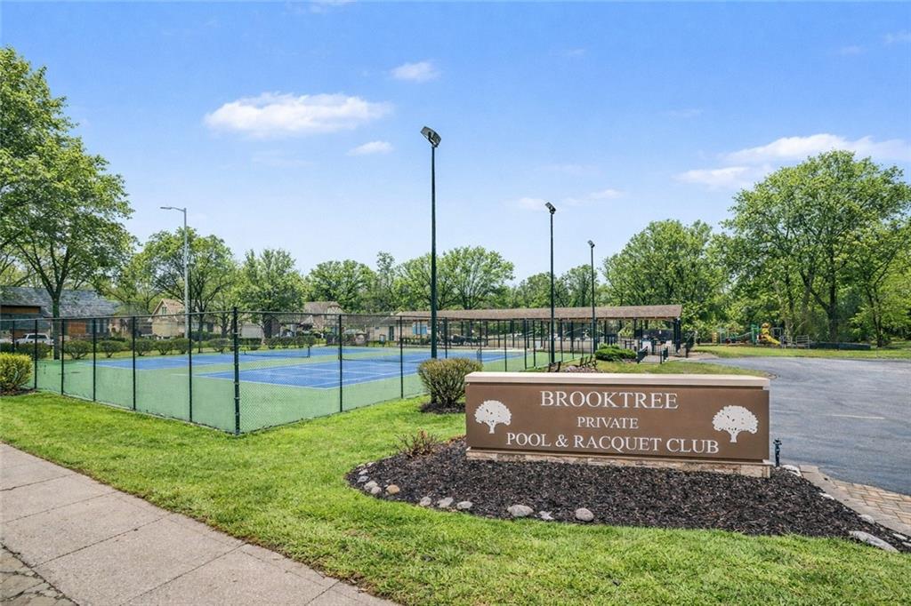 Homes for sale in Gladstone, MO | 3513 Ne Apple Tree Ln, Gladstone, MO 64119 | MLS# 2603880