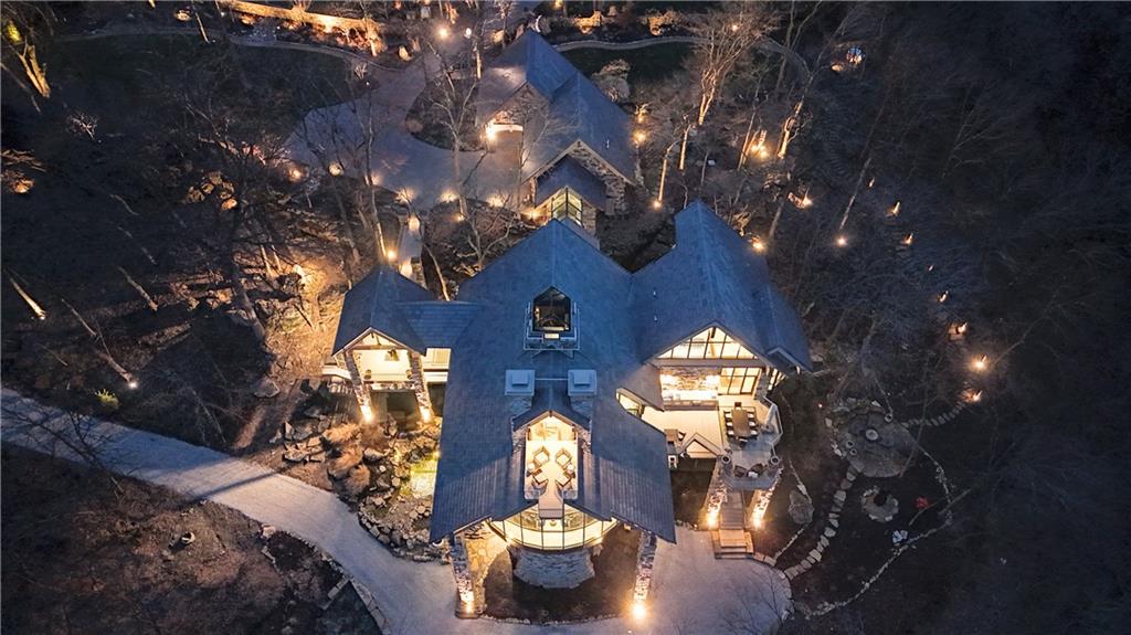 Homes for sale in Loch Lloyd, MO | 16900 Highland Ridge Dr, Loch Lloyd, MO 64012 | MLS# 2604348