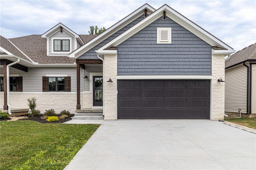 1st image of 3109 Carlisle Ct, Saint Joseph, MO 64506 | MLS# 2604361