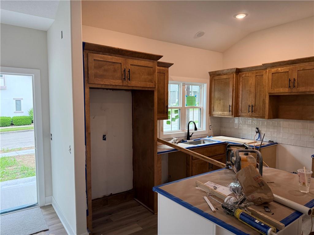 2nd image of 3109 Carlisle Ct, Saint Joseph, MO 64506 | MLS# 2604361
